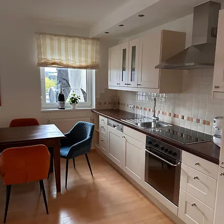 Seewohnung Mit Terrasse *