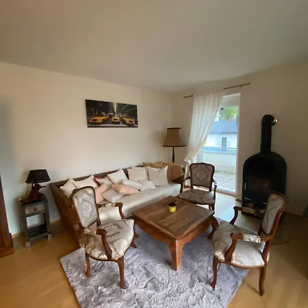 Seewohnung Mit Terrasse