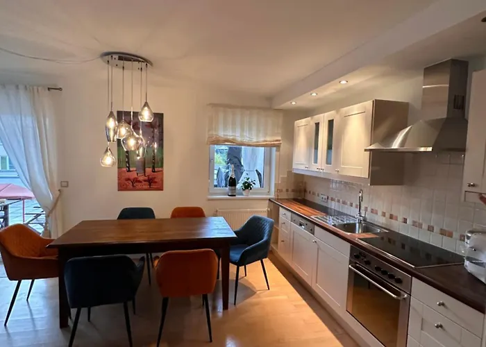 Seewohnung Mit Terrasse